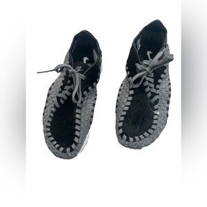 Nike Air Footscape Woven Low Black Smoke And Grey Women’s Size 7 NWOB Sneakers